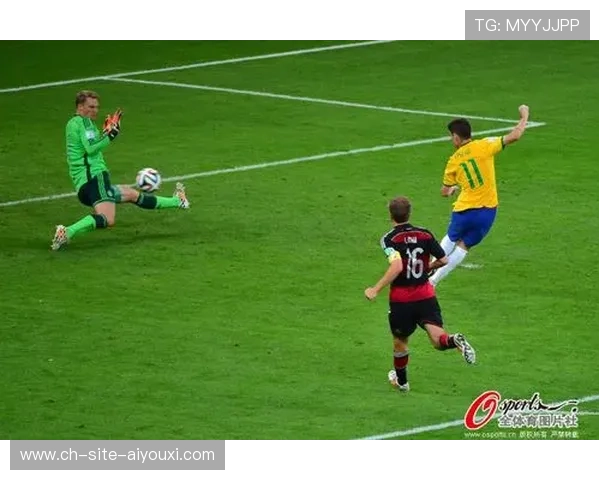 单刀突入禁区冷静推射,带来关键胜利 单刀突入禁区冷静推射,带来关键胜利